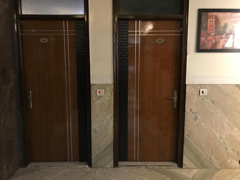 Adb Rooms Udhav Palace Nueva Delhi Exterior foto
